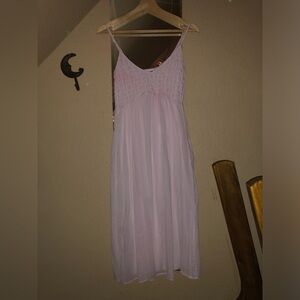 White/pinkish flowy midi dress